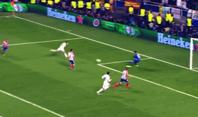 雄鹿队重大损失！场均25+5超巨赛季报销，前景堪忧